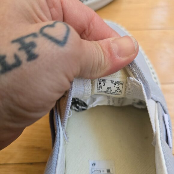 VANS | Classic icy blue canvas whimsy skater sneakers | WMS 7.5 - Picture 5 of 10